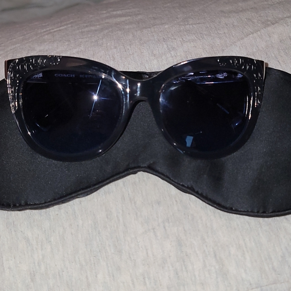 Coach black/crystal mosaic sunglasses